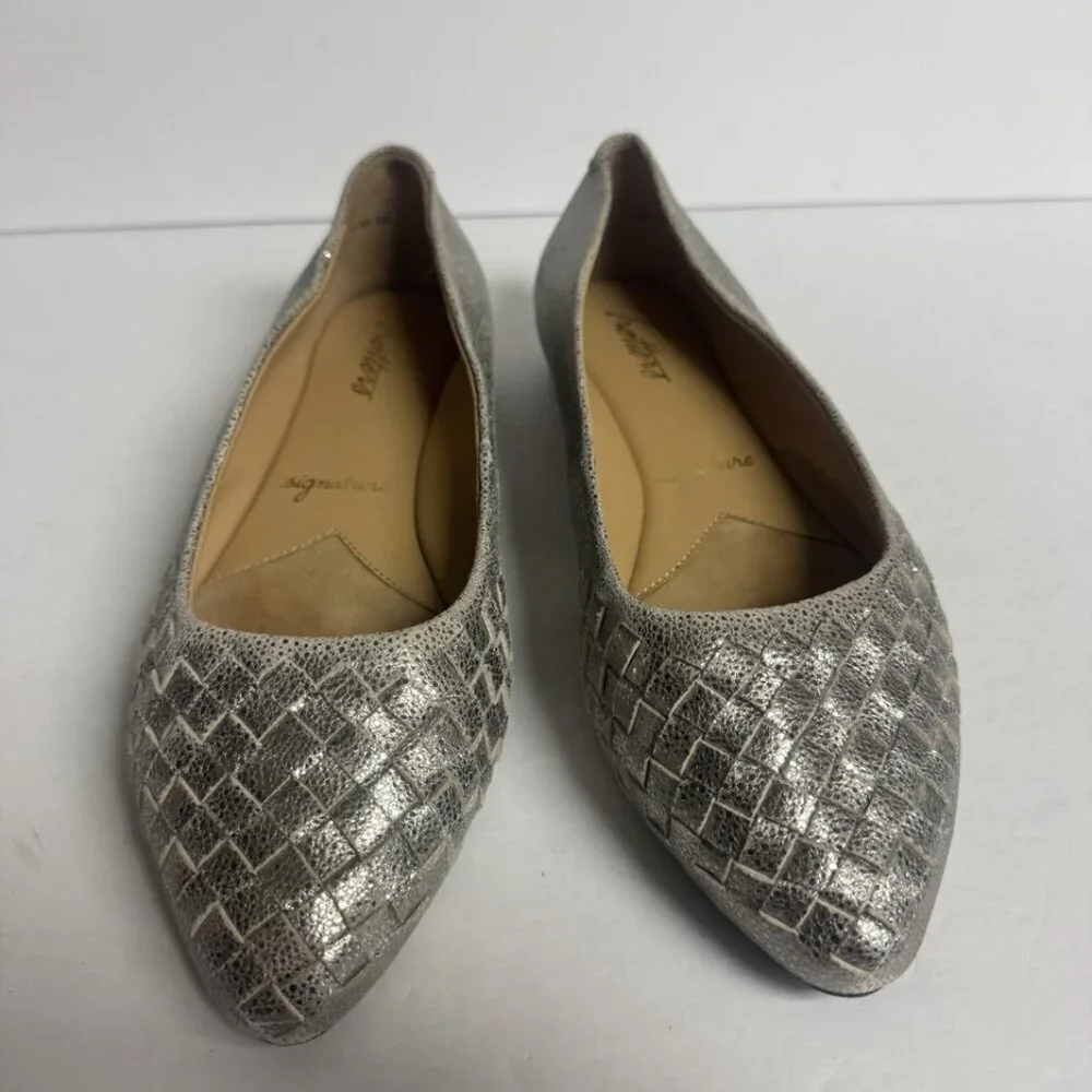 Trotters Women's Estee Flat Size 7WW